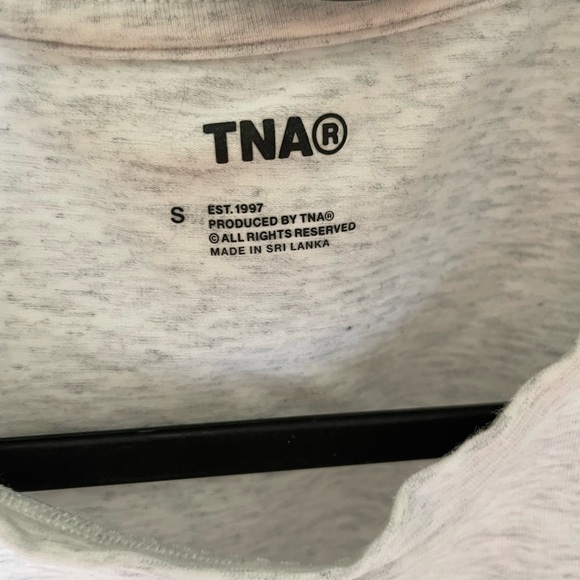 Aritzia Hold-It Ortiz heather grey t-shirt - Picture 3 of 3